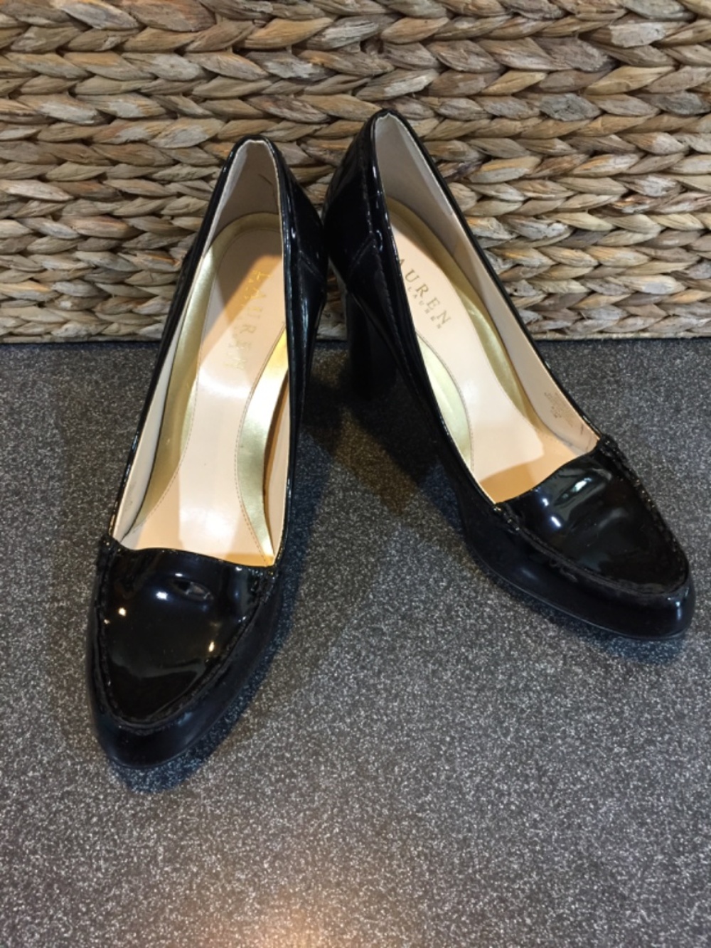 Lauren Ralph Lauren Black Patent Leather Pumps - Picture 4 of 13